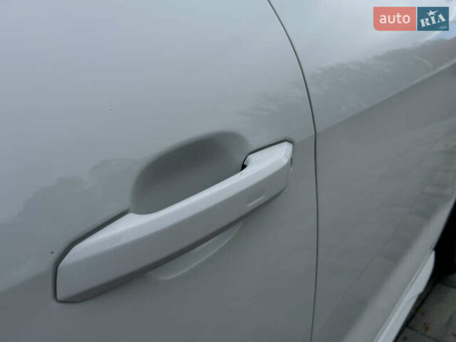 Белый Ауди А4, объемом двигателя 1.98 л и пробегом 47 тыс. км за 26500 $, фото 41 на Automoto.ua