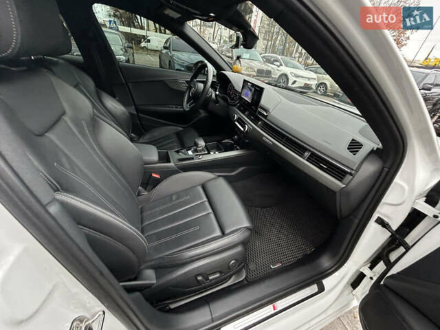 Белый Ауди А4, объемом двигателя 1.98 л и пробегом 47 тыс. км за 26500 $, фото 33 на Automoto.ua