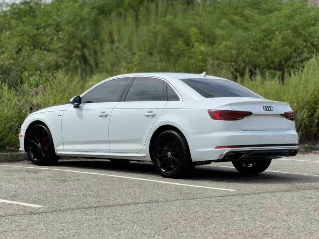 Білий Ауді А4, об'ємом двигуна 2 л та пробігом 45 тис. км за 11500 $, фото 4 на Automoto.ua