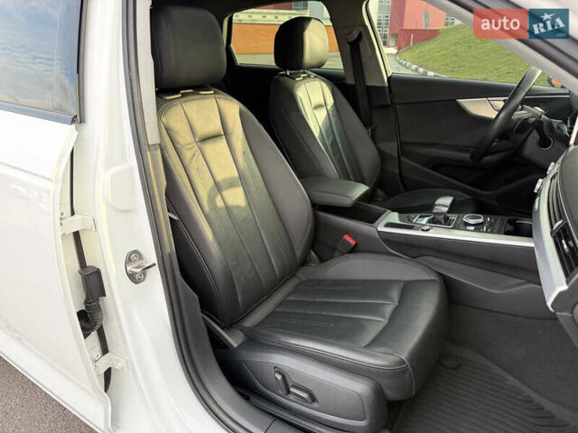 Білий Ауді А4, об'ємом двигуна 2 л та пробігом 133 тис. км за 19450 $, фото 46 на Automoto.ua