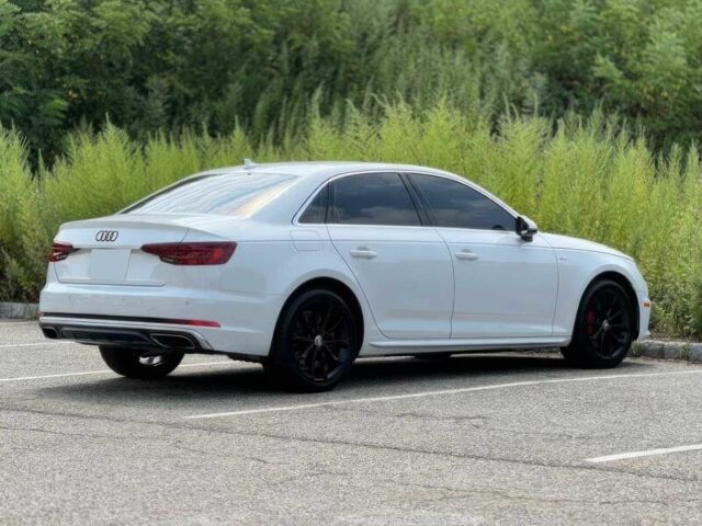 Белый Ауди А4, объемом двигателя 2 л и пробегом 32 тыс. км за 17000 $, фото 7 на Automoto.ua