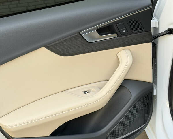 Білий Ауді А4, об'ємом двигуна 2 л та пробігом 102 тис. км за 21800 $, фото 19 на Automoto.ua