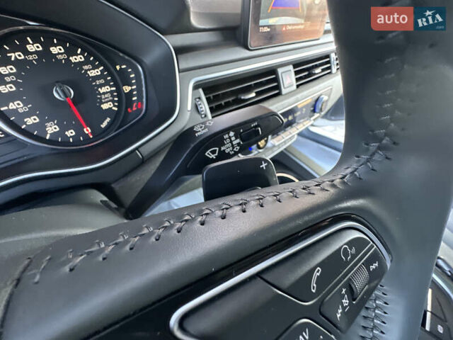 Белый Ауди А4, объемом двигателя 2 л и пробегом 122 тыс. км за 18650 $, фото 60 на Automoto.ua