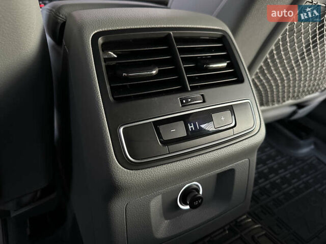 Белый Ауди А4, объемом двигателя 2 л и пробегом 122 тыс. км за 18650 $, фото 88 на Automoto.ua