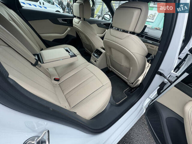 Белый Ауди А4, объемом двигателя 1.98 л и пробегом 63 тыс. км за 27100 $, фото 9 на Automoto.ua