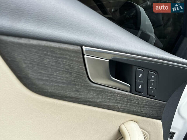 Белый Ауди А4, объемом двигателя 1.98 л и пробегом 101 тыс. км за 23000 $, фото 18 на Automoto.ua