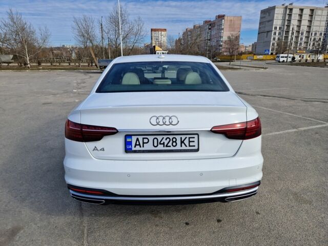 Белый Ауди А4, объемом двигателя 2 л и пробегом 40 тыс. км за 26500 $, фото 1 на Automoto.ua