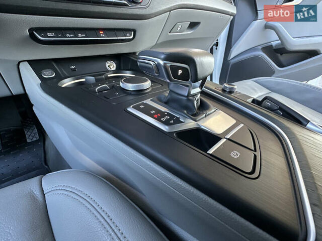 Белый Ауди А4, объемом двигателя 2 л и пробегом 122 тыс. км за 18650 $, фото 73 на Automoto.ua