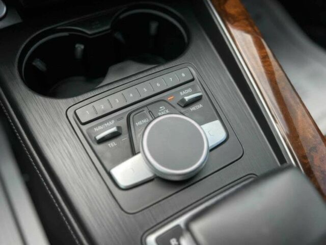 Білий Ауді А4, об'ємом двигуна 2 л та пробігом 45 тис. км за 11500 $, фото 11 на Automoto.ua