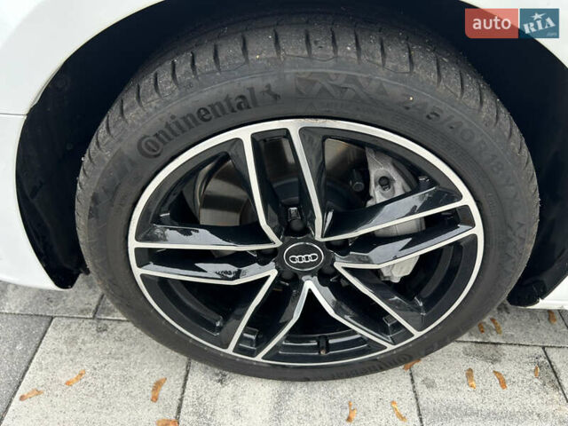 Белый Ауди А4, объемом двигателя 1.98 л и пробегом 47 тыс. км за 26500 $, фото 39 на Automoto.ua