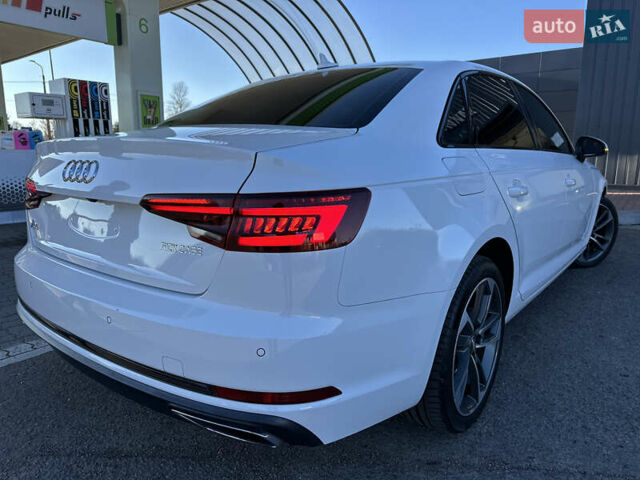 Белый Ауди А4, объемом двигателя 2 л и пробегом 122 тыс. км за 18650 $, фото 30 на Automoto.ua