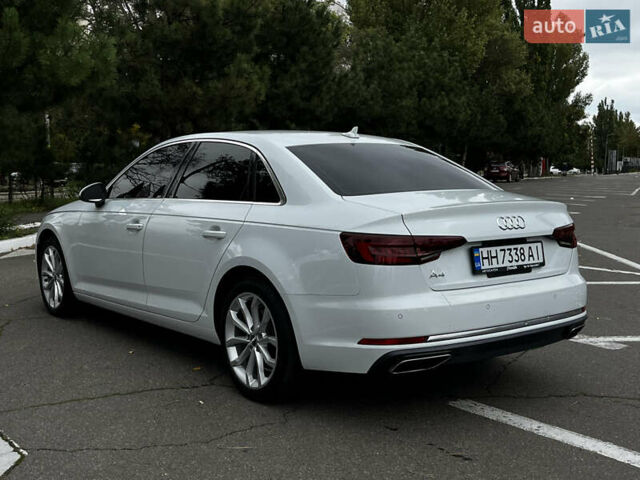 Белый Ауди А4, объемом двигателя 1.98 л и пробегом 101 тыс. км за 23000 $, фото 9 на Automoto.ua