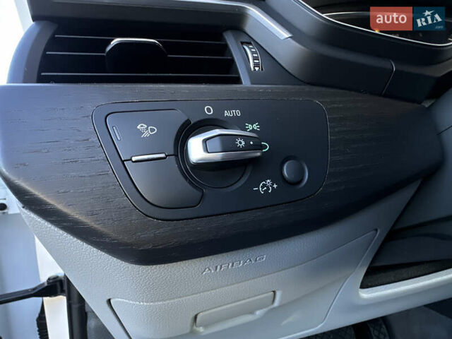 Белый Ауди А4, объемом двигателя 2 л и пробегом 122 тыс. км за 18650 $, фото 64 на Automoto.ua