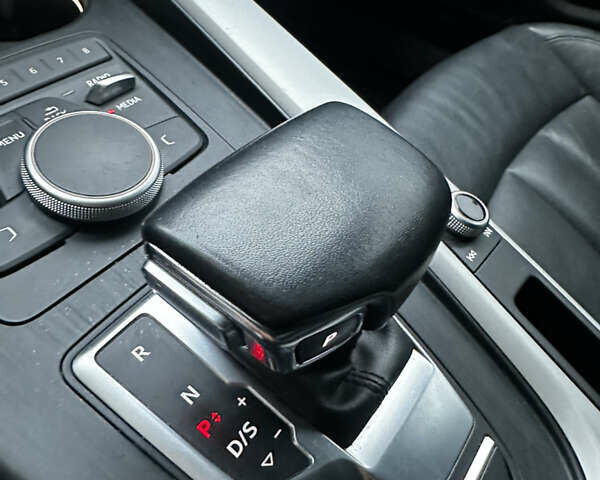 Белый Ауди А4, объемом двигателя 1.98 л и пробегом 127 тыс. км за 20900 $, фото 21 на Automoto.ua