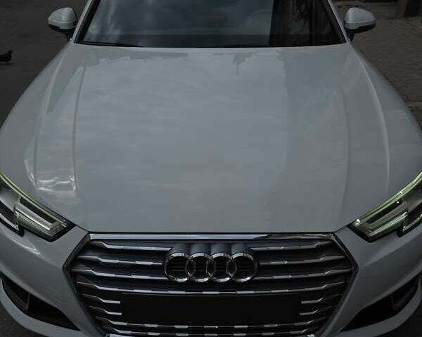 Белый Ауди А4, объемом двигателя 1.98 л и пробегом 40 тыс. км за 24500 $, фото 3 на Automoto.ua