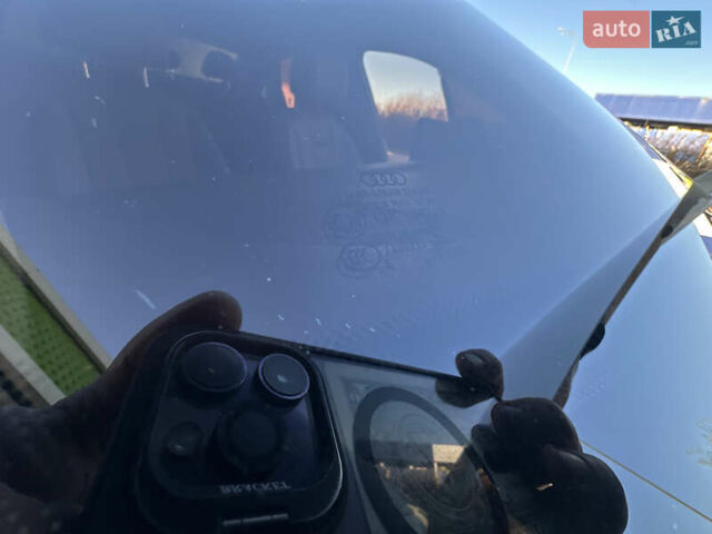 Белый Ауди А4, объемом двигателя 2 л и пробегом 122 тыс. км за 18650 $, фото 123 на Automoto.ua