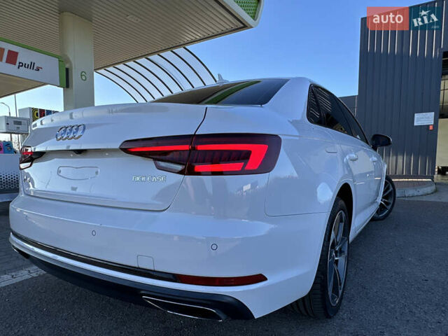 Белый Ауди А4, объемом двигателя 2 л и пробегом 122 тыс. км за 18650 $, фото 32 на Automoto.ua