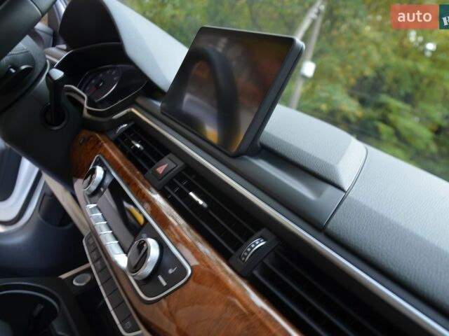 Білий Ауді А4, об'ємом двигуна 2 л та пробігом 50 тис. км за 18150 $, фото 65 на Automoto.ua