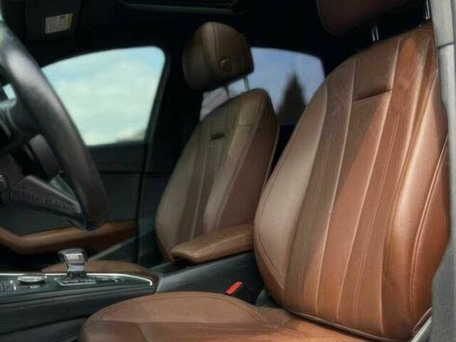 Белый Ауди А4, объемом двигателя 2 л и пробегом 42 тыс. км за 8500 $, фото 15 на Automoto.ua