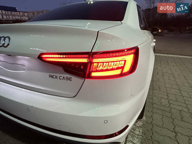 Белый Ауди А4, объемом двигателя 2 л и пробегом 122 тыс. км за 18650 $, фото 136 на Automoto.ua