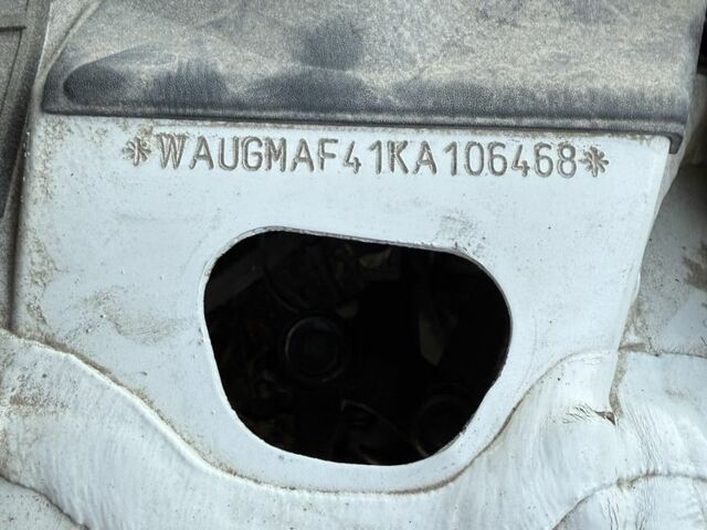 Белый Ауди А4, объемом двигателя 2 л и пробегом 81 тыс. км за 16000 $, фото 7 на Automoto.ua