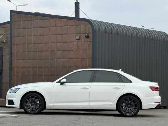 Білий Ауді А4, об'ємом двигуна 2 л та пробігом 133 тис. км за 19450 $, фото 6 на Automoto.ua