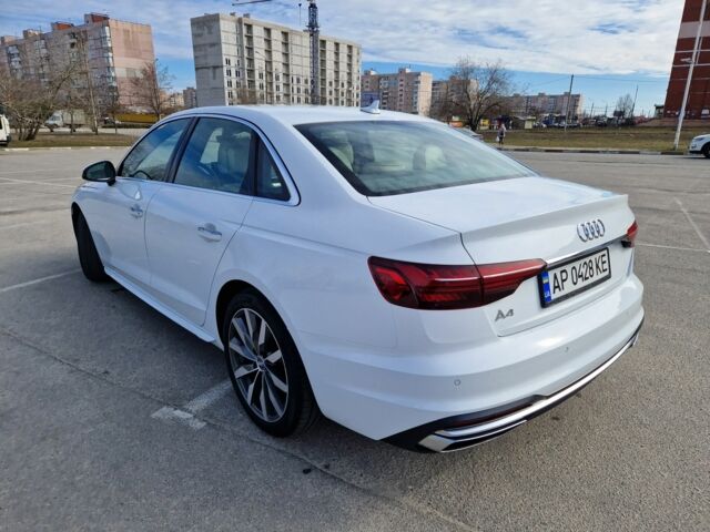 Белый Ауди А4, объемом двигателя 2 л и пробегом 40 тыс. км за 26500 $, фото 3 на Automoto.ua