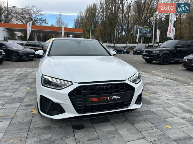 Белый Ауди А4, объемом двигателя 1.98 л и пробегом 47 тыс. км за 26500 $, фото 8 на Automoto.ua