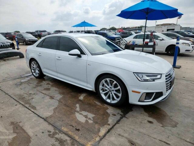 Белый Ауди А4, объемом двигателя 2 л и пробегом 110 тыс. км за 5800 $, фото 3 на Automoto.ua