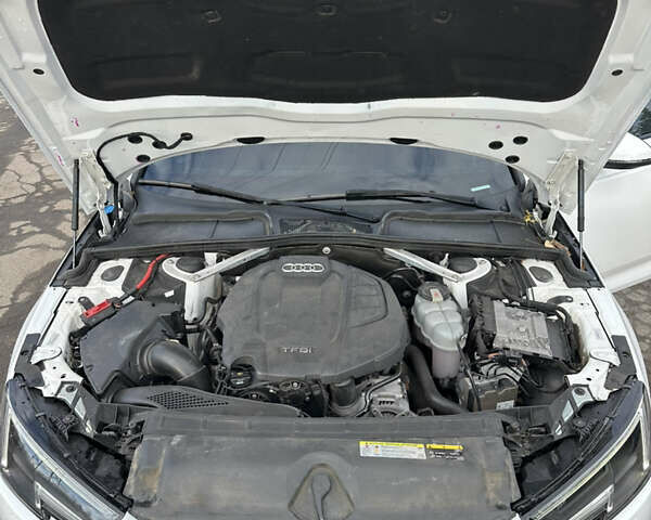 Білий Ауді А4, об'ємом двигуна 1.98 л та пробігом 130 тис. км за 21500 $, фото 13 на Automoto.ua