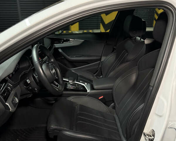 Белый Ауди А4, объемом двигателя 1.98 л и пробегом 41 тыс. км за 28990 $, фото 8 на Automoto.ua