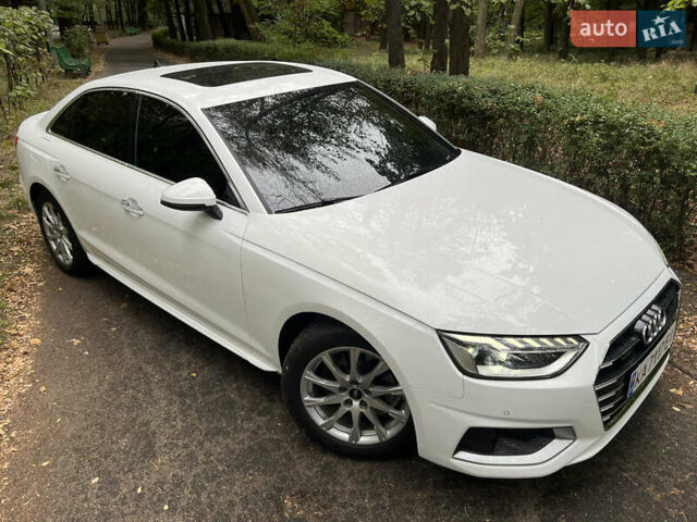 Белый Ауди А4, объемом двигателя 1.98 л и пробегом 46 тыс. км за 27900 $, фото 14 на Automoto.ua