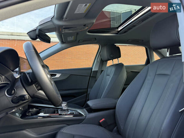 Білий Ауді А4, об'ємом двигуна 2 л та пробігом 126 тис. км за 23900 $, фото 45 на Automoto.ua