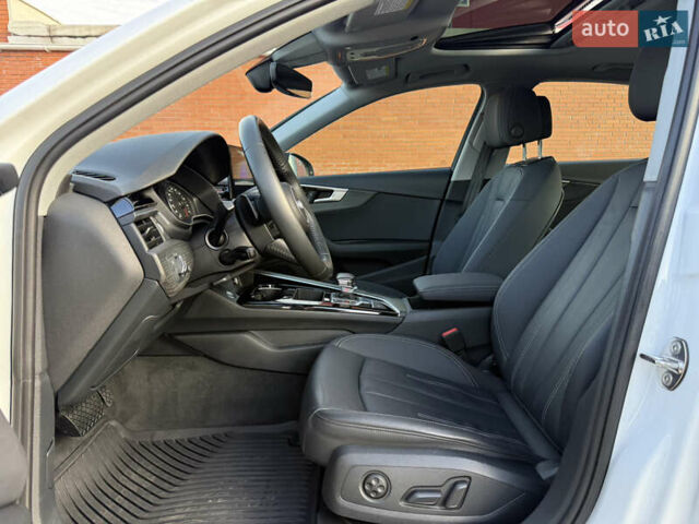 Білий Ауді А4, об'ємом двигуна 2 л та пробігом 126 тис. км за 23900 $, фото 42 на Automoto.ua