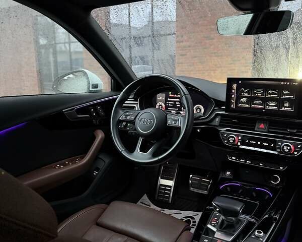 Белый Ауди А4, объемом двигателя 1.98 л и пробегом 90 тыс. км за 31900 $, фото 12 на Automoto.ua