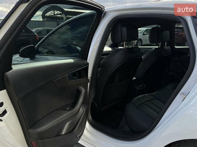 Белый Ауди А4, объемом двигателя 1.98 л и пробегом 82 тыс. км за 28000 $, фото 24 на Automoto.ua