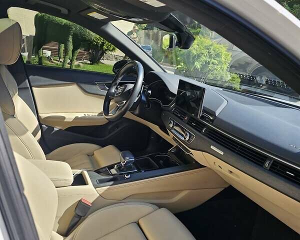 Білий Ауді А4, об'ємом двигуна 1.98 л та пробігом 86 тис. км за 36000 $, фото 2 на Automoto.ua
