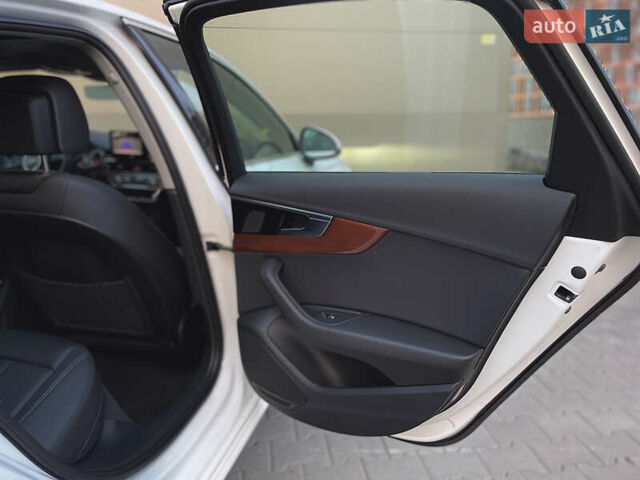 Белый Ауди А4, объемом двигателя 1.98 л и пробегом 5 тыс. км за 27800 $, фото 40 на Automoto.ua