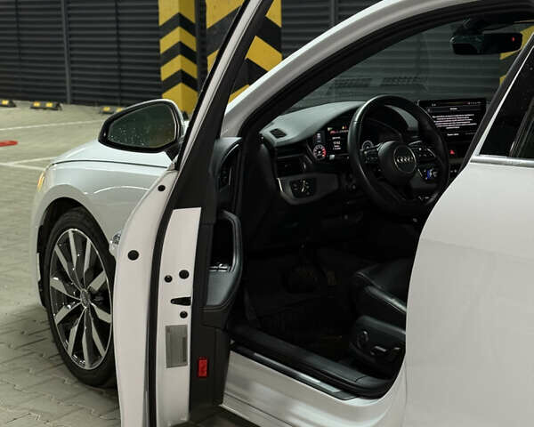 Белый Ауди А4, объемом двигателя 1.98 л и пробегом 41 тыс. км за 28990 $, фото 15 на Automoto.ua