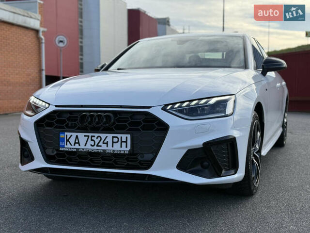 Білий Ауді А4, об'ємом двигуна 2 л та пробігом 126 тис. км за 23900 $, фото 8 на Automoto.ua