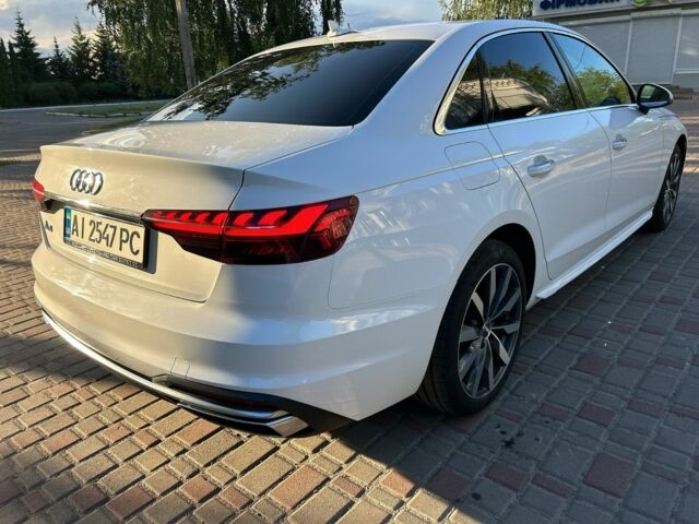 Белый Ауди А4, объемом двигателя 0 л и пробегом 53 тыс. км за 23500 $, фото 3 на Automoto.ua
