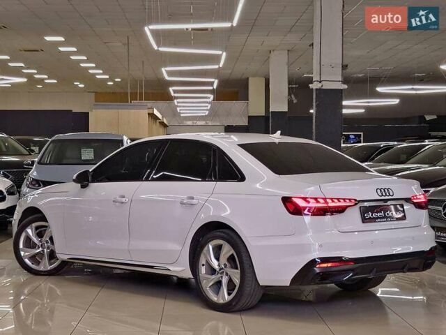 Белый Ауди А4, объемом двигателя 2 л и пробегом 76 тыс. км за 28999 $, фото 5 на Automoto.ua
