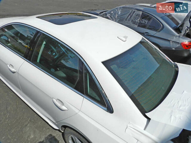 Белый Ауди А4, объемом двигателя 1.98 л и пробегом 33 тыс. км за 19499 $, фото 14 на Automoto.ua