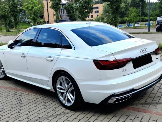 Белый Ауди А4, объемом двигателя 2 л и пробегом 42 тыс. км за 9500 $, фото 3 на Automoto.ua