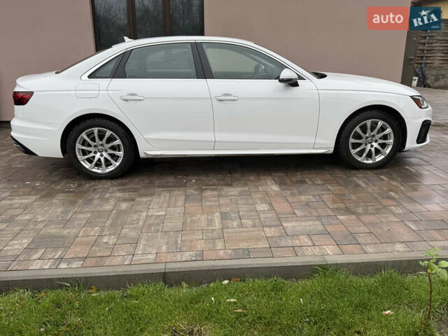 Білий Ауді А4, об'ємом двигуна 1.98 л та пробігом 82 тис. км за 25000 $, фото 3 на Automoto.ua