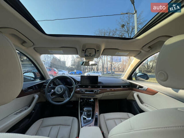 Белый Ауди А4, объемом двигателя 2 л и пробегом 105 тыс. км за 26000 $, фото 2 на Automoto.ua