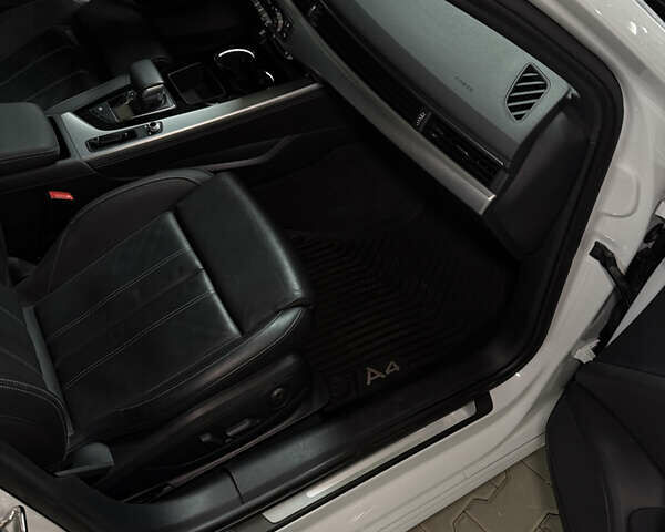 Белый Ауди А4, объемом двигателя 1.98 л и пробегом 41 тыс. км за 28990 $, фото 21 на Automoto.ua