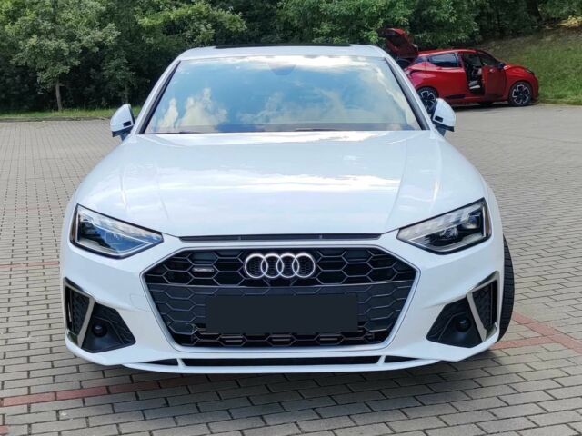 Белый Ауди А4, объемом двигателя 2 л и пробегом 42 тыс. км за 9500 $, фото 1 на Automoto.ua