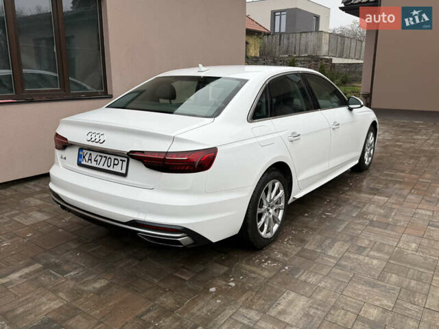Білий Ауді А4, об'ємом двигуна 1.98 л та пробігом 82 тис. км за 25000 $, фото 4 на Automoto.ua