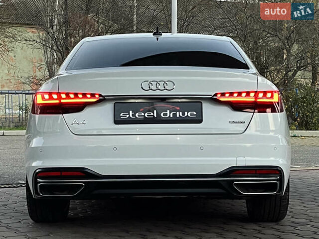 Белый Ауди А4, объемом двигателя 1.98 л и пробегом 40 тыс. км за 29499 $, фото 4 на Automoto.ua